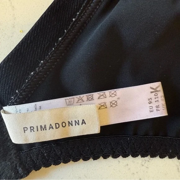 Primadonna Full Figure Black Lace Bra - Picture 4 of 7